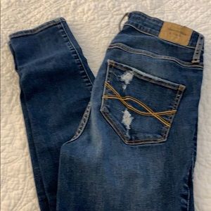 Dark high waisted jeans